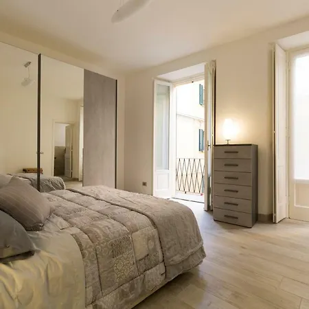 Via Garibaldi Apartmán *