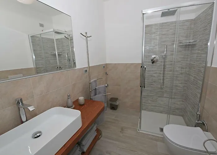 Via Garibaldi Apartament