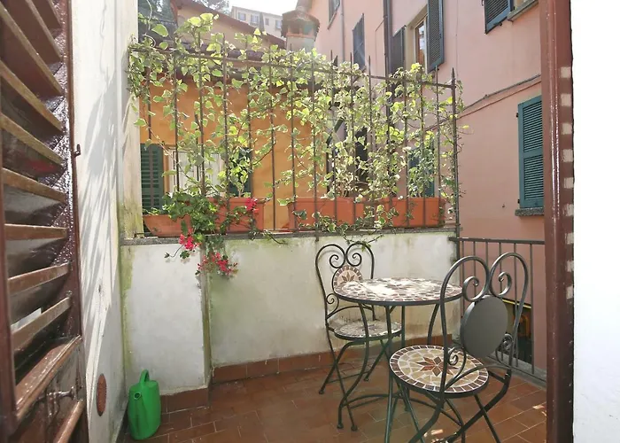 Via Garibaldi Apartament *