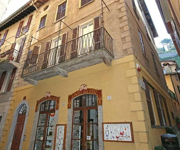 Via Garibaldi بيلاجيو